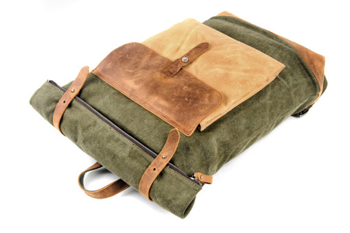 Plátěný velký batoh s koženými detaily