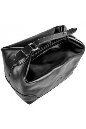 Kožená luxusní kosmetická taška pro náročné zákazníky, kteří se nespokojí s obyčeným produktem. vyrobena z