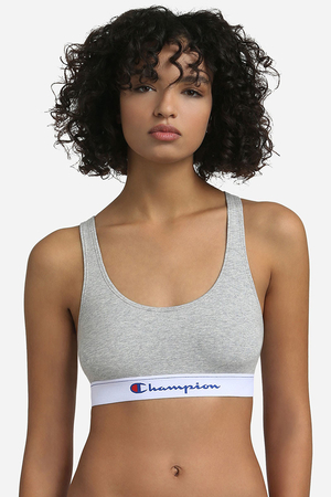 Sportovní podprsenka značky Champion v jednobarevném provedení pro Váš aktivní život. Podprsenka má úzká ramínka