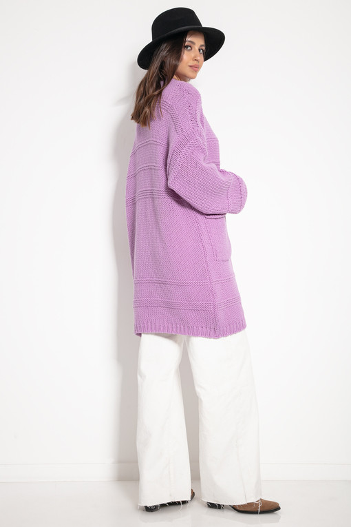 100% vlněný svetr s velkými knoflíky